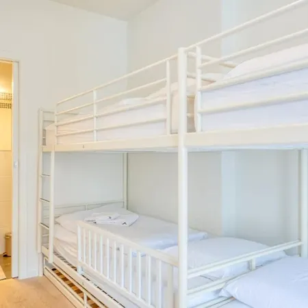 Διαμέρισμα Bright With Sunny Terrace And Parking