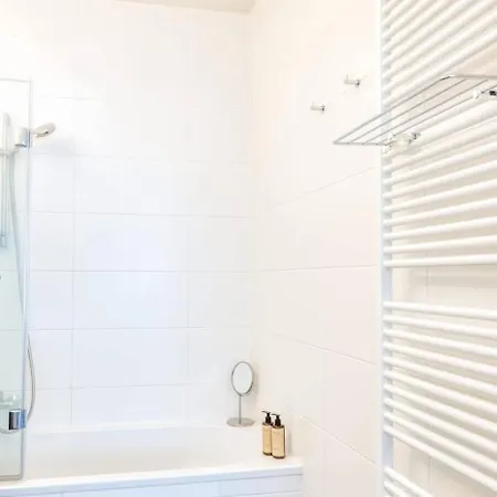 Διαμέρισμα Bright With Sunny Terrace And Parking *