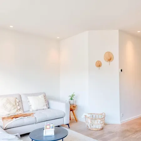 Bright With Sunny Terrace And Parking * Knokke-Heist