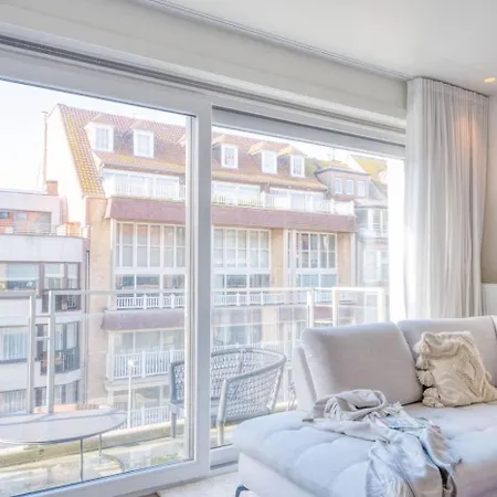 Lejlighed Bright With Sunny Terrace And Parking *