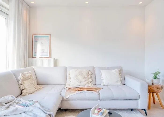 Bright With Sunny Terrace And Parking